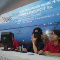 Joki Saham Mendadak Muncul di Penawaran Saham Bayan