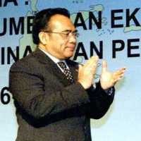 Paskah: Hamka Yandhu Jual Nama Saja