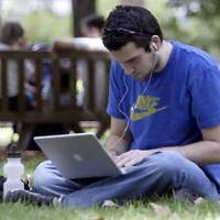 Hadang Teror, Polisi Awasi Jaringan Wi-Fi