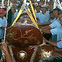 Meski Diliburkan, Karyawan Gudang Garam Tetap Digaji