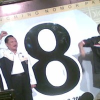 PKS Luncurkan No 8, Gema Takbir Berkumandang