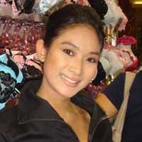 Ingin Bebas, Happy Salma Tak Buru-buru Nikah