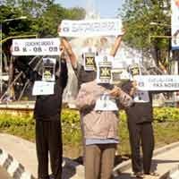 Sosialisasi Nomor Pemilu, PKS Sebar Pamflet di 8 Titik di Surabaya