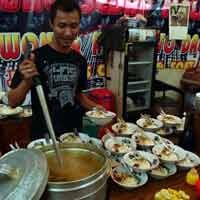 Rawon Kalkulator di Taman Bungkul