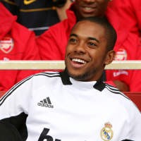 Chelsea Resmi Tawar Robinho