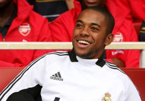 Chelsea Resmi Tawar Robinho