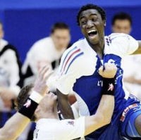 Tim Bola Tangan Prancis Pakai Alat Mata-mata