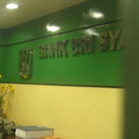 BUS Wajib Cantumkan Syariah