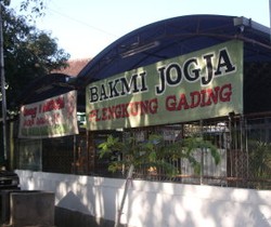 Oseng Mercon dan Bakmi Jogya di Plengkung Gading 