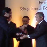 Telkom Juara Laporan Keuangan