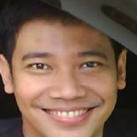 Jalan Bekas Galian PLN Cinere Membahayakan