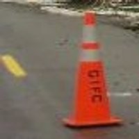 Jalan Pintu Keluar Tol Jembatan Tiga Rusak  