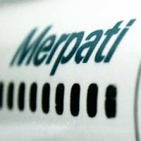 Kursi Bermasalah, Penumpang Merpati Terlantar di Makassar  