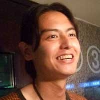 Roger Danuarta Bantah Berada di Panti Rehab