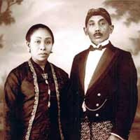 Keluarga Notohadinegoro: Jangan Lupakan Sejarah