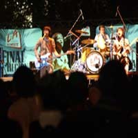 Enam Grup Band Jatim Panaskan Babak Final Band Indie