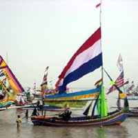 Nelayan Tuban Kibarkan Bendera Asing, Polisi Kecolongan
