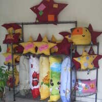 Dari Bantal Cinta Hingga Souvenir 