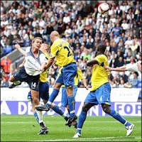 Bolton Gasak Stoke, Boro Kandaskan Spurs