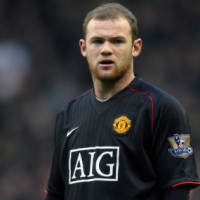 Rooney Fit Hadapi Newcastle 