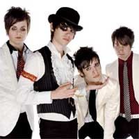 Panic at the Disco Jauhi Baca Review