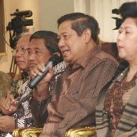 SBY Sapa Daerah Terpencil dengan Teknologi Canggih