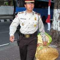 Telusuri Parcel Milik Perampok, Polisi Datangi Dunia Buah Hokky