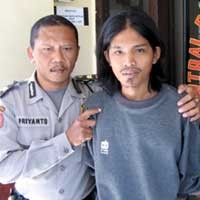 Minta Cerai, Leni Malah Dihajar Sang Suami