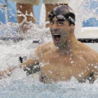 Raih 8 Emas, Phelps Ukir Sejarah Baru