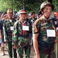 Meriahkan HUT RI, Pemulung Karnaval Keliling Kota