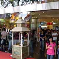 Kepala Bocah Benjol, Sekuriti Plasa Surabaya Tanggapi Enteng