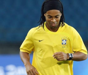 Ronaldinho Korban Gaya Hidup