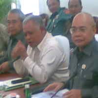 JK Pimpin Rapat RAPBN 2009