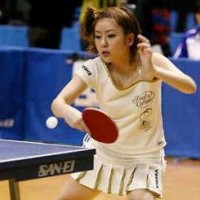 Rok & Kaos Ketat Buat Atlet Tenis Meja Putri