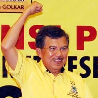 Kalla Minta Gubernur Sulbar Minta Maaf pada Mega