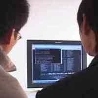 Incar Ratu Inggris, Teroris Online Dibui