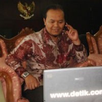 Hidayat Nurwahid Nge-Blog