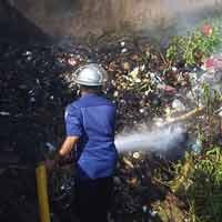 Didatangi PMK, Kebakaran di Manyar Airdas Hanya Sampah