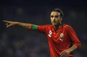 Tanda Tangan Berbatov di Jersey MU