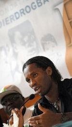 Drogba Absen Sampai Oktober