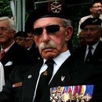 Mengenang Pemimpin Besar Revolusi dan Musuh Lama  