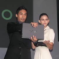 Vaio SR, Satu Tombol Bisa Ubah Fungsi Komputer