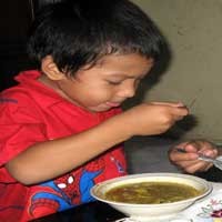 Rajin Sarapan Pagi Dukung Kecerdasan Anak