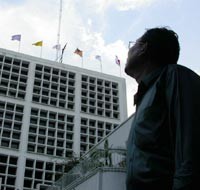 KPK Harus Masuk ke KPU