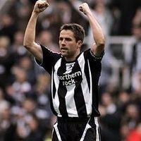 Owen Kembali, Newcastle Menang