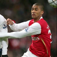 Demi Wenger, Traore Siap Tundukkan MU