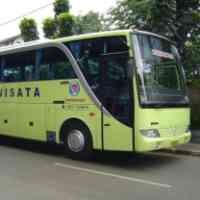 Pasar Bus Mewah Naik Daun