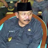 Imam Utomo Serahkan Jabatan Gubernur Jatim ke Setia Purwaka