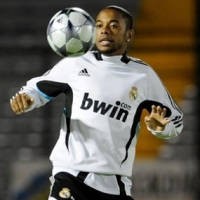 Robinho Menghitung Hari