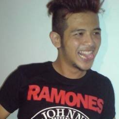 Ramon Y. Tungka Minum Bir Setiap Hari